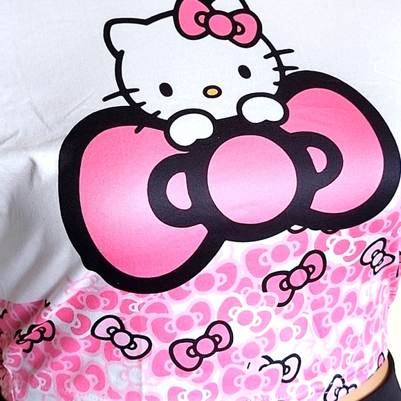 Hello Kitty crop top - Picture 4 of 7